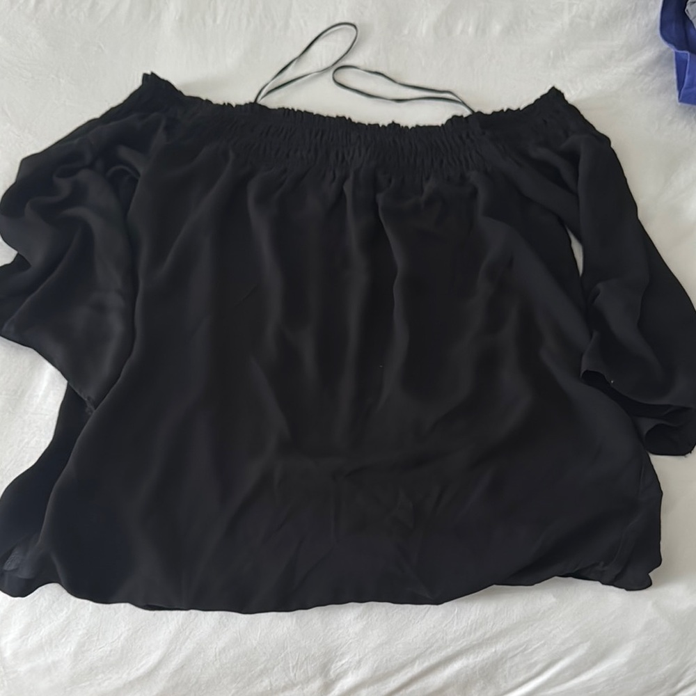 LOFT Black Off-the-Shoulder 3/4 Sleeve Blouse